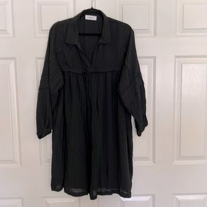 Carly Jean LA black empire waist long sleeve dress